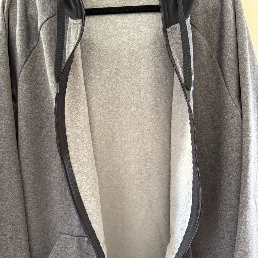 Nike Gray Performance Jacket With Black Details - image 6